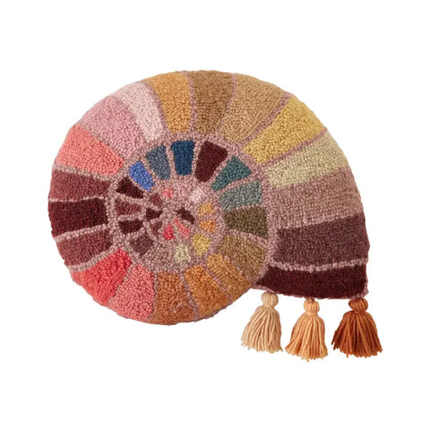 Shelly With Tassle Hooked Pillow