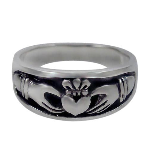 Claddagh Band Ring