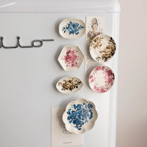 Plate Shaped Floral Magnets