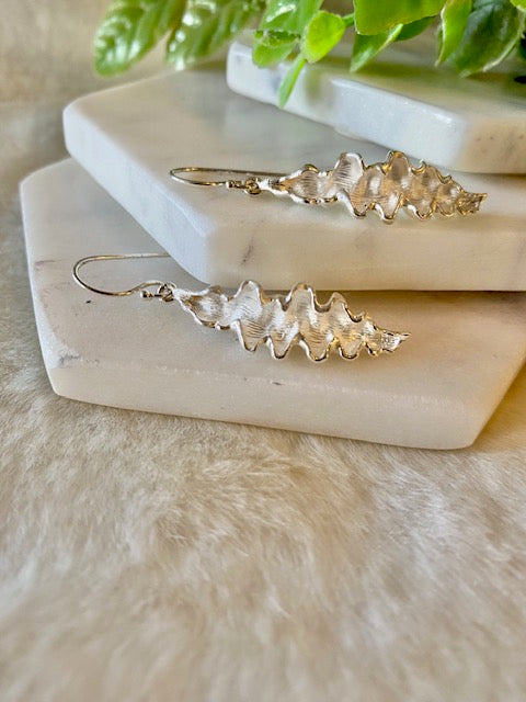 Long Wavy Edge Earrings