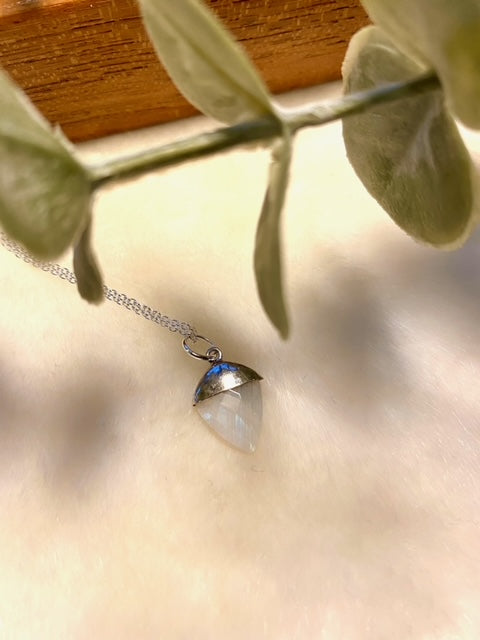 Silver Top Moonstone Necklace