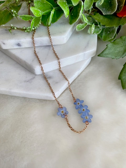 Framless Forget Me Not Necklace