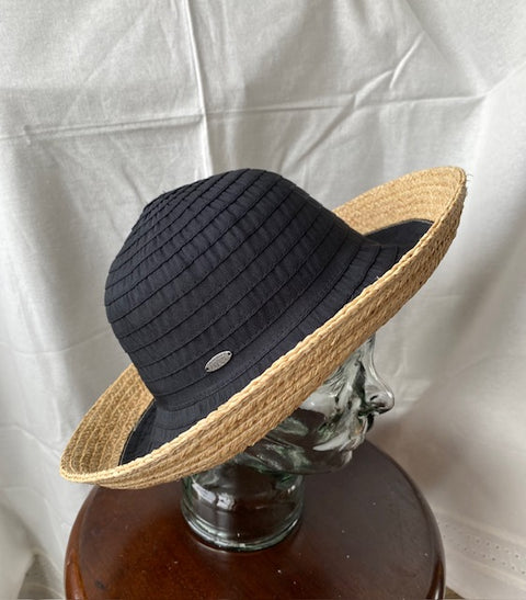 Cally Ribbon Cloche