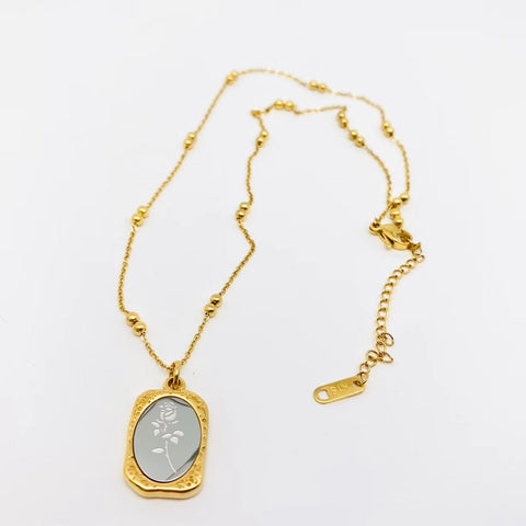 Magic Mirror Rose Necklace