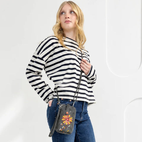 Lanta Phone Pouch