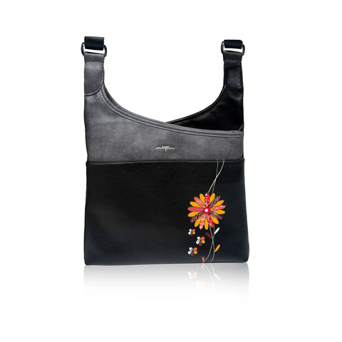 Lanta Messenger Bag