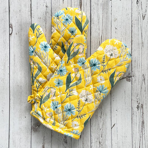 Sweet Blossoms Oven Mitts