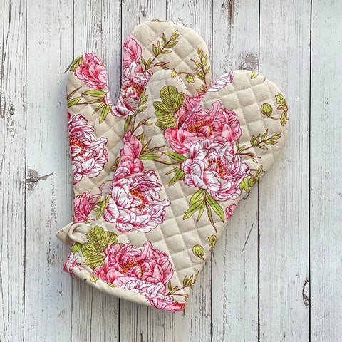 Eloise Oven Mitts