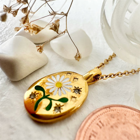 Gold Daisy Charm Necklace