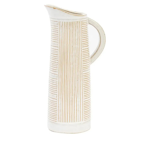 Lines Pitcher