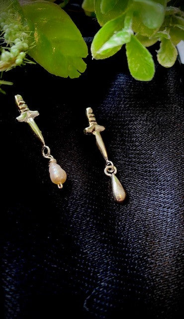 Capulet Earrings