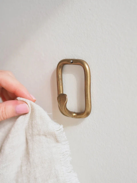 Luca Rectangle Hook