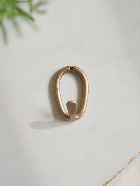 Luca Oval Hook