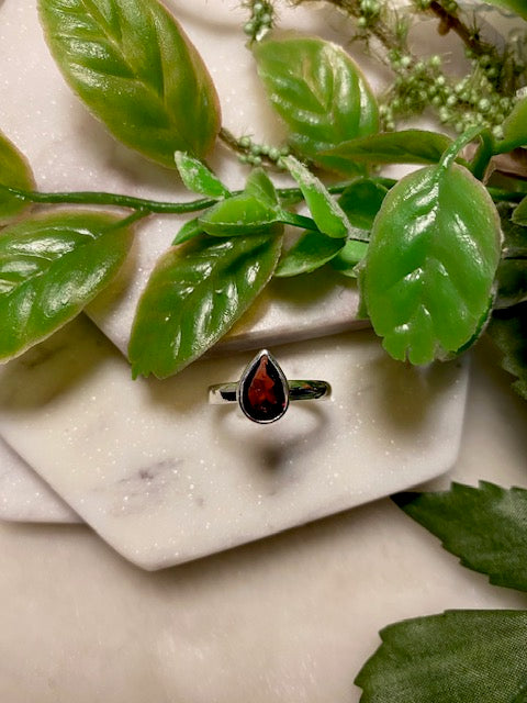 Teardrop Garnet Ring