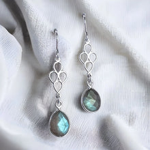 Load image into Gallery viewer, Fatima Earrings

