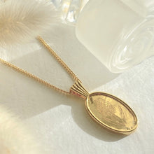 Load image into Gallery viewer, Birth Month Wildflower Necklace
